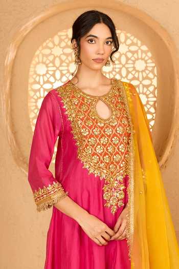 Shop_Saina Kapoor_Fuchsia Cotton, Organza, Chanderi, Viscose Keyhole Gota Patti Work Anarkali Set _Online_at_Aza_Fashions