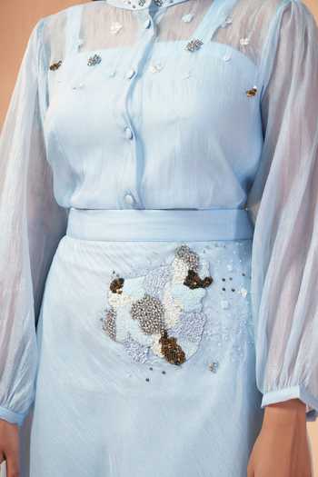 Buy_Savaaya_Blue Tissue High Neck Lumen Handwork Skirt Set 
