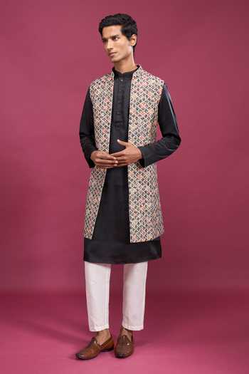 Shop_Aryavir Malhotra_Black Cotton, Polyester Geometric Woven Bundi And Kurta Set 