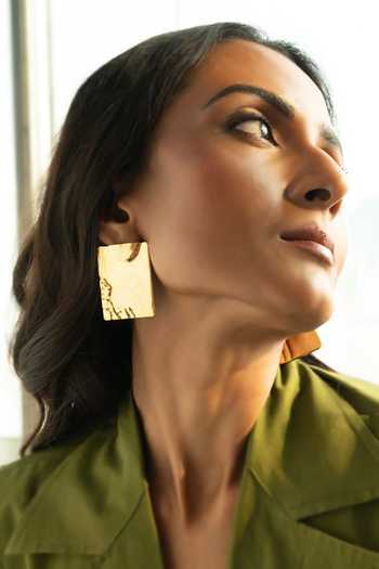 Buy_KEFI-CO_Gold Plated Starke Wave Earrings _at_Aza_Fashions