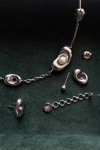 Shop_KEFI-CO_Silver Plated Cosmos Pearl Stud Earrings _at_Aza_Fashions