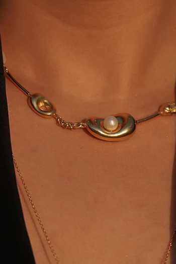 KEFI-CO_White Cosmos Pearl Studded Choker _Online_at_Aza_Fashions