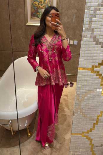 Dareiss_Magenta Silk V-neck Assi Geometric Woven Kurta And Skirt Set _Online_at_Aza_Fashions