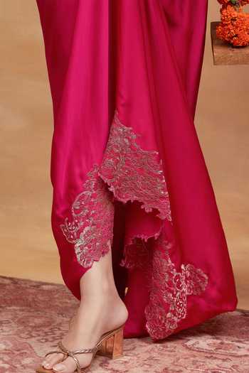 Buy_Dareiss_Magenta Silk V-neck Assi Geometric Woven Kurta And Skirt Set _Online_at_Aza_Fashions