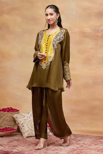 Shop_Dareiss_Green Silk, Chiffon Scoop Neck Rewa Paisley Embroidered Kurta And Dhoti Pant Set _Online_at_Aza_Fashions