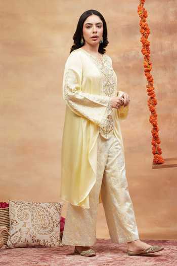 Buy_Dareiss_Yellow Silk, Satin Split V-neck Munshi Embroidered Kurta And Pant Set 