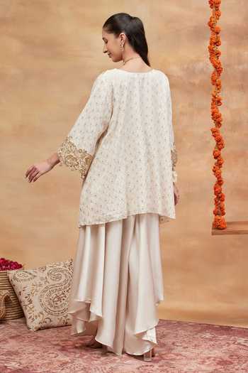 Shop_Dareiss_Off White Silk, Satin V-neck Mansarovar Embroidered Kurta And Flared Pant Set _at_Aza_Fashions