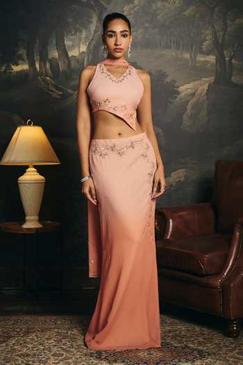 Buy_Saanjh By Lea_Peach Georgette V-, Halter Mridula Embroidered Skirt Set 