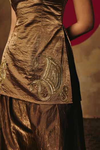 Shop_Saanjh By Lea_Brown Organza, Satin Round Neck Pallavi Bronze Embroidered Kurta Set 