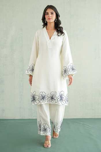 Buy_Masoomm_Off White Shantoon V-neck, Yes Embroidered Bordered Kurta And Pant Set _at_Aza_Fashions