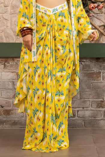 Senren By Eshana Raut_Yellow Crepe Sweetheart Neck Bohemian Print Cape Skirt Set _Online_at_Aza_Fashions
