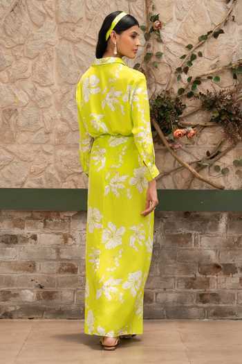 Shop_Senren By Eshana Raut_Green Crepe Collared Neck Floral Print Shirt And Skirt Set _at_Aza_Fashions