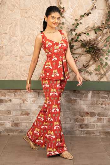 Shop_Senren By Eshana Raut_Maroon Crepe Sweetheart Neck Bohemian Print Peplum Top And Pant Set _at_Aza_Fashions