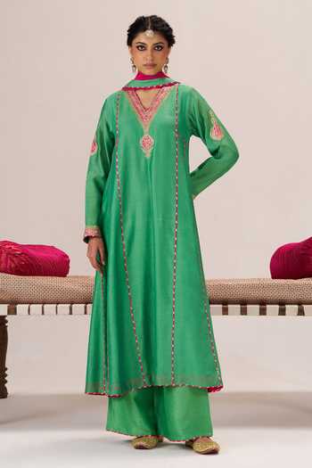 Buy_Almaari By Pooja Patel_Green Chanderi , V-neck, Yes Naaz Panelled Kurta Palazzo Set _at_Aza_Fashions