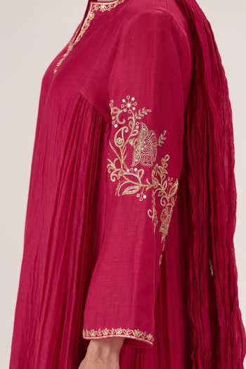 Almaari By Pooja Patel_Red , Silk Split V-neck Gulnaar Kurta Pant Set _at_Aza_Fashions