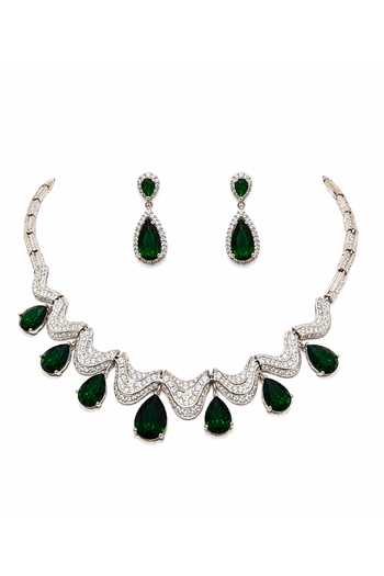 Vivinia By Vidhi Mehra_Silver Plated Emerald Teardrop Necklace Set _Online_at_Aza_Fashions