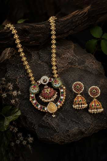 Shop_Vivinia By Vidhi Mehra_Gold Plated Heritage Polki Long Pendant Necklace Set _at_Aza_Fashions