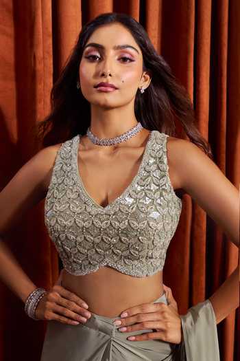 Buy_Samyukta Singhania_Grey Silk, Crepe V-neck Pre-draped Saree With Leaf Embroidered Blouse _Online