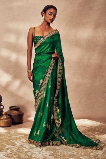 Shop_Masaba_Green Silk Sequins, Embroidery Fish Motif Saree With Unstitched Blouse _at_Aza_Fashions