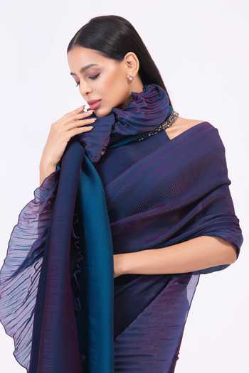 Shop_Preeti Mehta_Blue Tissue Halter Neck Metallic Pleated Pre-draped Saree Set _Online_at_Aza_Fashions