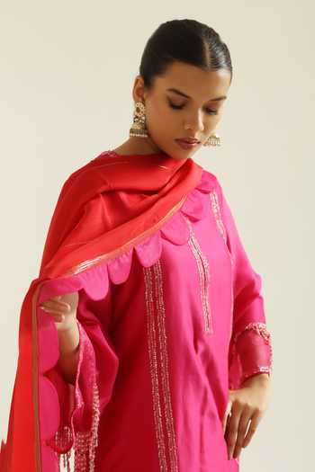 Poonam Dubey_Pink Organza, Chanderi Round Neck Ragini Embroidered Kurta Set _at_Aza_Fashions