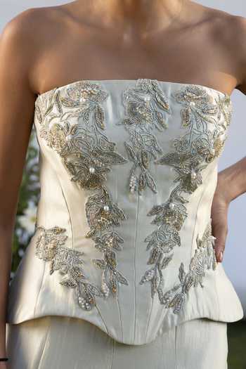 Buy_Amrta By Guneet Kondal_Ivory Embroidery, Sequins, Beads, Zari Bandeau Evening In Corset And Pant Set 