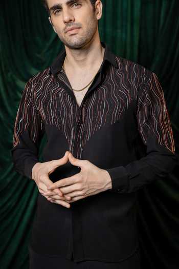 Hilo Design_Black Waveform Embroidered Shirt _at_Aza_Fashions