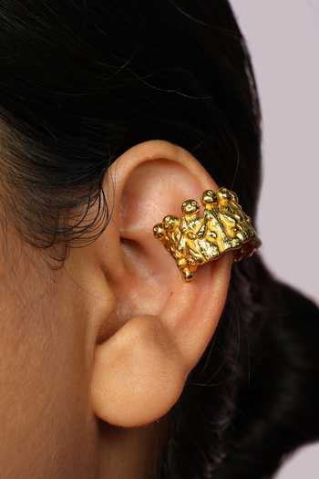 Shop_Arvino_Gold Plated Rajwarha Crinkle Unisex Ear Cuff - Single Pc _at_Aza_Fashions