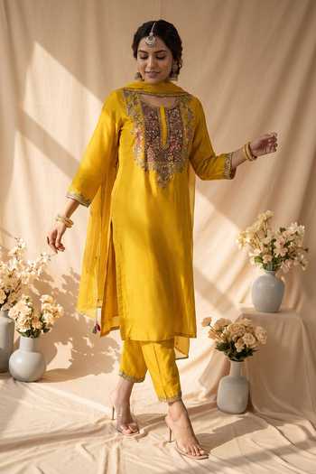 Shop_Mandira Wirk_Yellow Chanderi Round Neck, Yes Floral Embroidered Kurta Set _at_Aza_Fashions