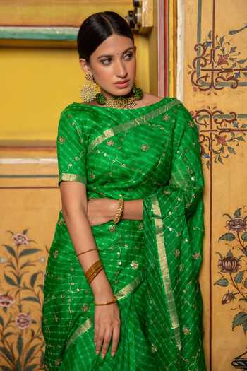 Buy_Geroo Jaipur_Green Silk Round Neck Hand Embroidered Saree With Blouse _Online_at_Aza_Fashions