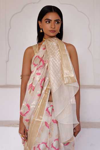 Buy_Geroo Jaipur_Off White Silk Zari Work Saree With Blouse _Online_at_Aza_Fashions
