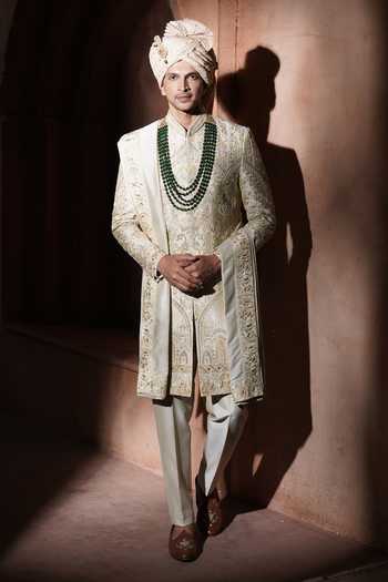 Varoin Marwah_Beige Silk The Taj Noor Embroidered Sherwani Set _Online_at_Aza_Fashions