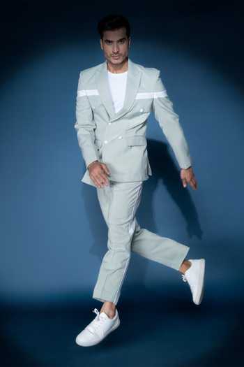 Buy_Varoin Marwah_Green Crepe The Serene Statement Blazer Set 
