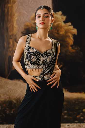 House Of Noori_Black Georgette Sweetheart Neck Pre-draped Saree With Embroidered Blouse _Online_at_Aza_Fashions