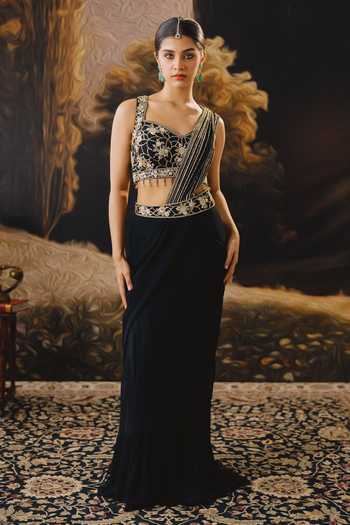 Buy_House Of Noori_Black Georgette Sweetheart Neck Pre-draped Saree With Embroidered Blouse _at_Aza_Fashions