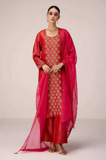Shyam Narayan Prasad_Red Organza, Brocade Round Neck Zardozi Embroidered Kurta Set _Online_at_Aza_Fashions