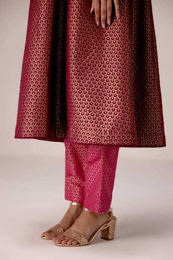 Shyam Narayan Prasad_Wine Organza, Brocade V-neck Zardozi Embroidered Kurta Set _Online