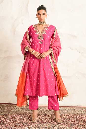 Buy_Nidhika Shekhar_Pink Chanderi V-neck, Yes Gulnaar Mirror Work Kurta Set _at_Aza_Fashions
