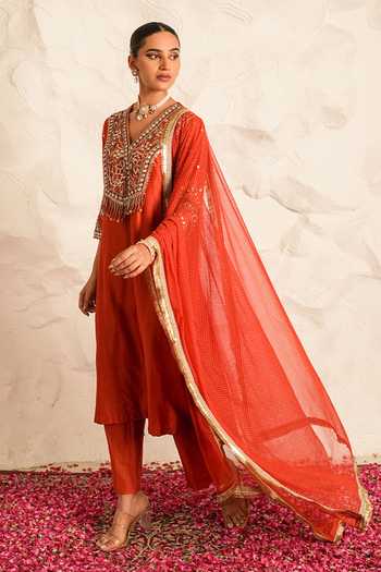 Shop_Nidhika Shekhar_Orange Chanderi, Shantoon V-neck, Yes Gulistan Embroidered Kurta Set _Online_at_Aza_Fashions