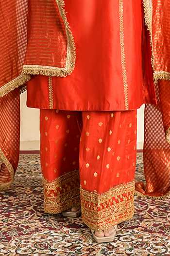 Buy_Nidhika Shekhar_Orange Chanderi V-neck Rangrez Placement Embroidered Kurta Set _Online_at_Aza_Fashions