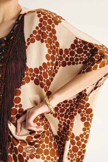 Kamaali Pret_Ivory Satin Round Neck Naya Printed Kaftan _Online