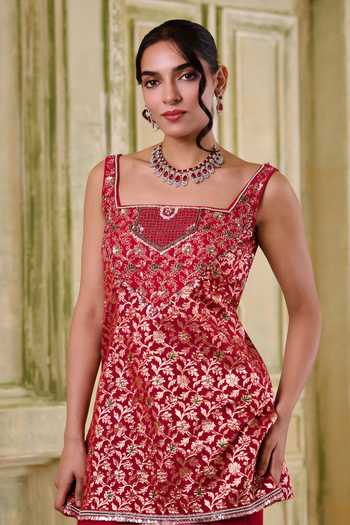 Muditaa By Urmila_Red Georgette, Chanderi, Brocade, Organza Hrdaya Embroidered Kurta Gharara Set _at_Aza_Fashions