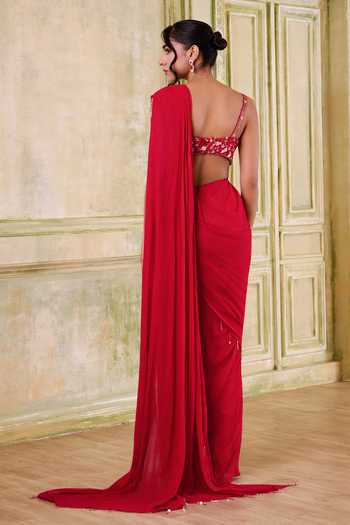 Shop_Muditaa By Urmila_Red Georgette Square Neck Heer Pre-draped Saree With Embroidered Blouse _at_Aza_Fashions