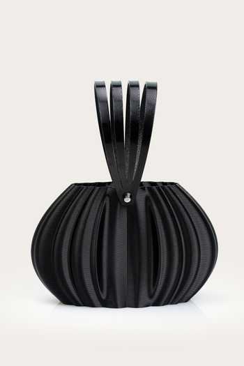 Buy_Orriri_Black Eclipse 3d-printed Sculptural Bag _at_Aza_Fashions