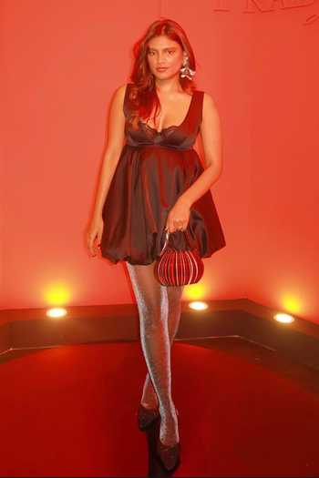 Shop_Orriri_Black Flame Sculptural Flexible Handbag _at_Aza_Fashions