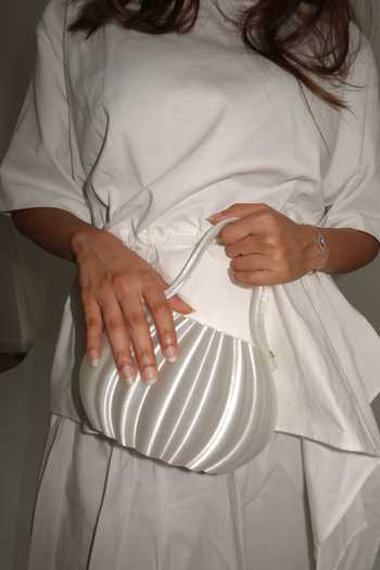 Buy_Orriri_White Frost Ribbed Shell Textured Pattern Bag _at_Aza_Fashions