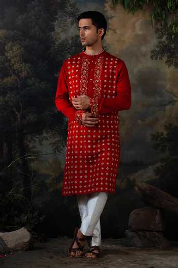 Buy_Ayush Jain_Red Silk, Cotton Laal Embroidered Kurta And Pant Set _at_Aza_Fashions