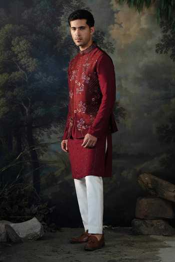 Ayush Jain_Wine Silk, Cotton, Chanderi Embroidery, Beads Shabaan Bundi And Kurta Set _Online_at_Aza_Fashions