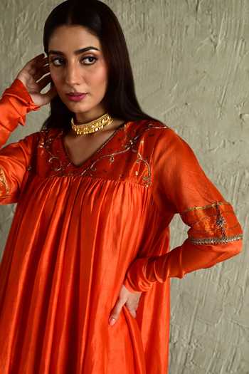 Shop_Shorshe Clothing_Orange Chanderi, Crepe V-neck Embroidered Kurta And Churidar Set _Online_at_Aza_Fashions