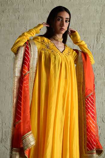 Shorshe Clothing_Yellow Chanderi, Crepe V-neck, Yes Yoke Embroidered Anarkali And Churidar Set _at_Aza_Fashions